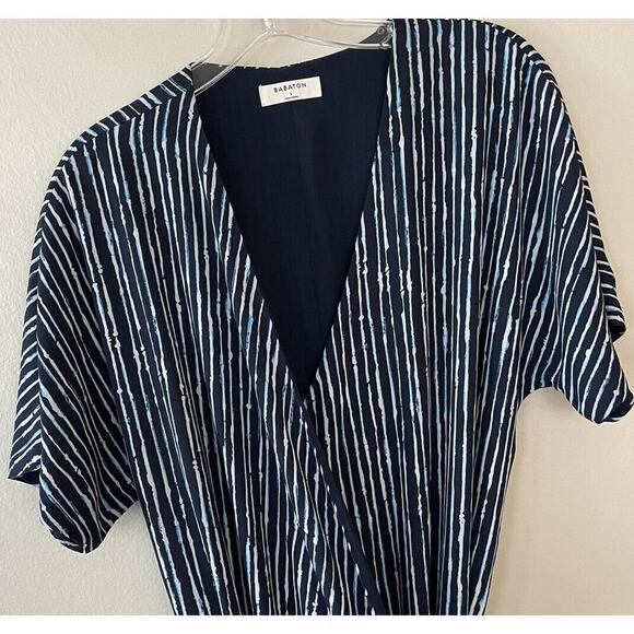 Babaton Aritzia Women’s Wallace Wrap Dress Blue Print Size Large Indigo Glimmer - Picture 8 of 10